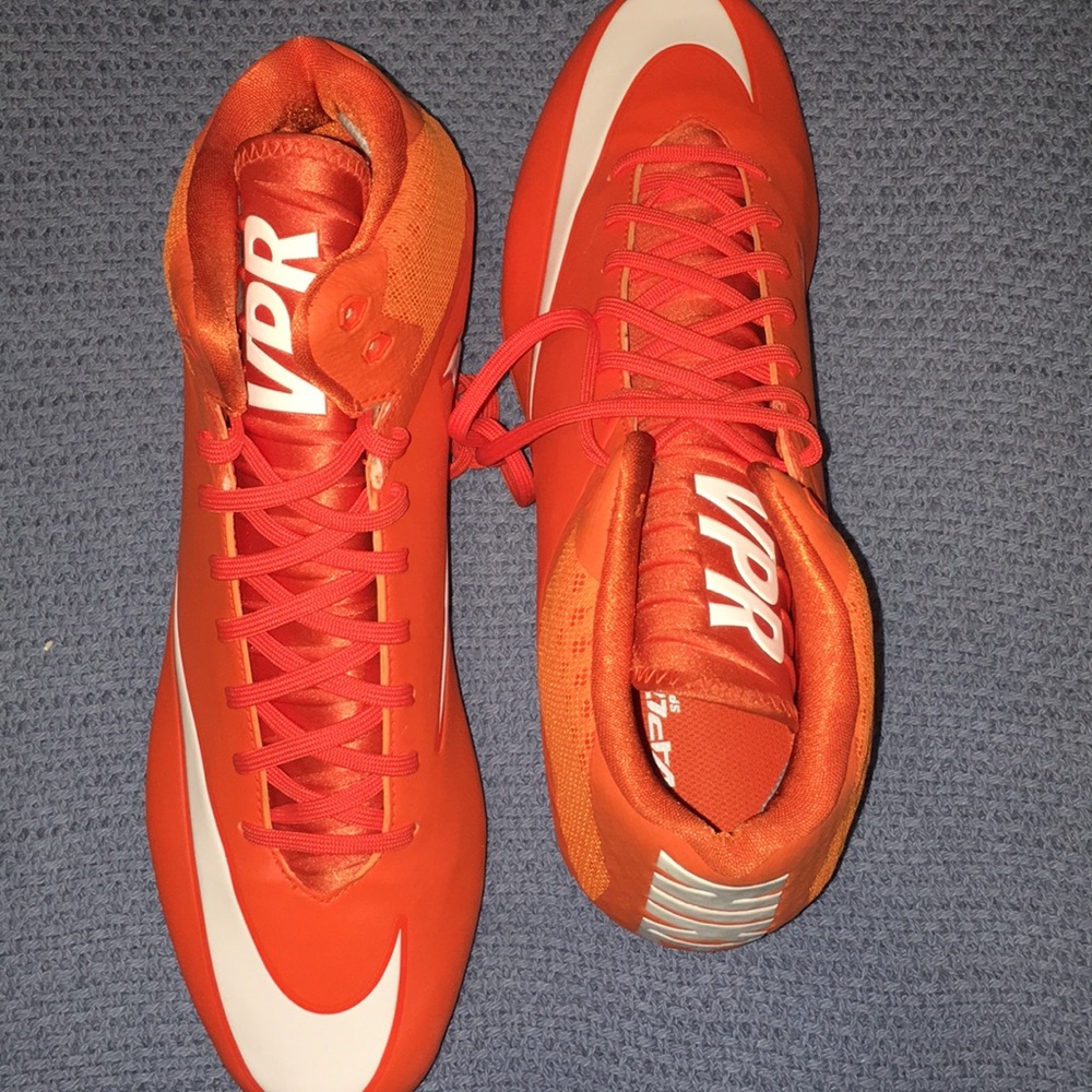 Brand new VPR  nike soccer shoes